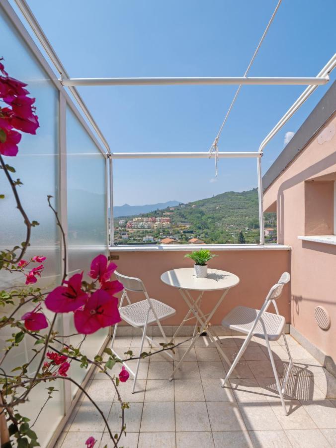 Appartamento Mimosa "A Casa Felice" Pietra Ligure Εξωτερικό φωτογραφία